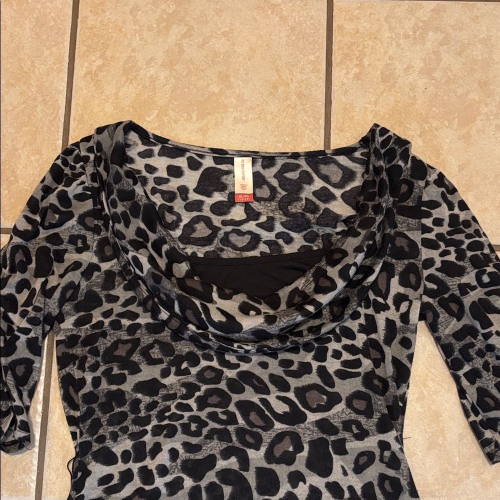 No Boundaries Black and Gray Leopard Print Cowl Neck Tunic - Picture 2 of 4